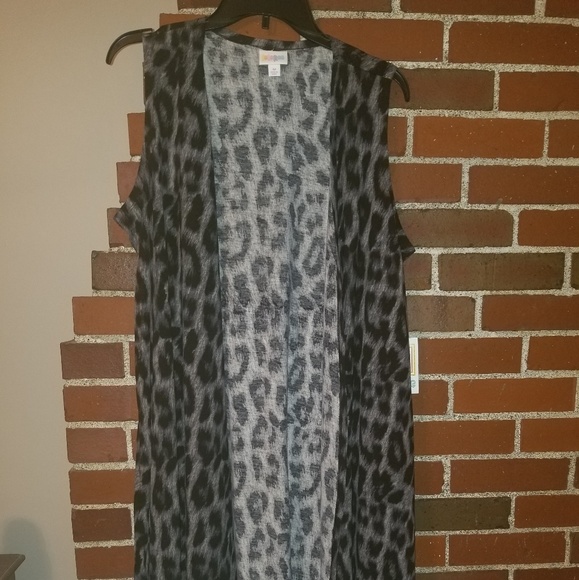 LuLaRoe Tops - Lularoe joy